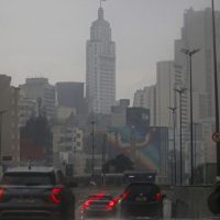 Imagem referente a Chuvas colocam São Paulo em estado de alerta para alagamentos