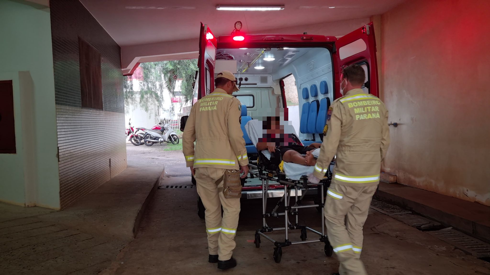 Menino é socorrido pelo Siate após cair de patinete e ficar ferido