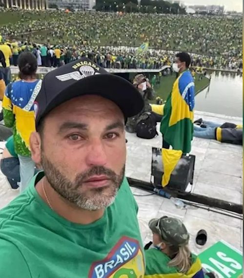 Imagem referente a Ex-candidato a vereador de Cascavel é denunciado por cinco crimes relacionados ao 8 de janeiro