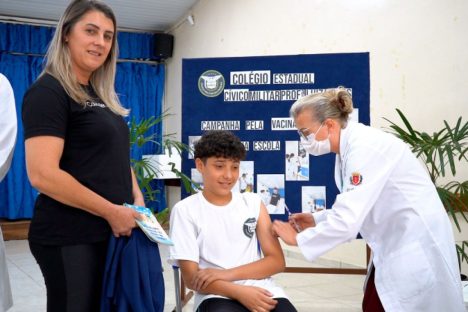 Imagem referente a Perto da volta às aulas, Secretaria da Saúde reforça a importância da vacinação