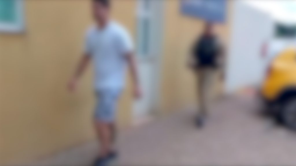 Motorista é flagrado fumando maconha enquanto dirigia e é abordado pela PM