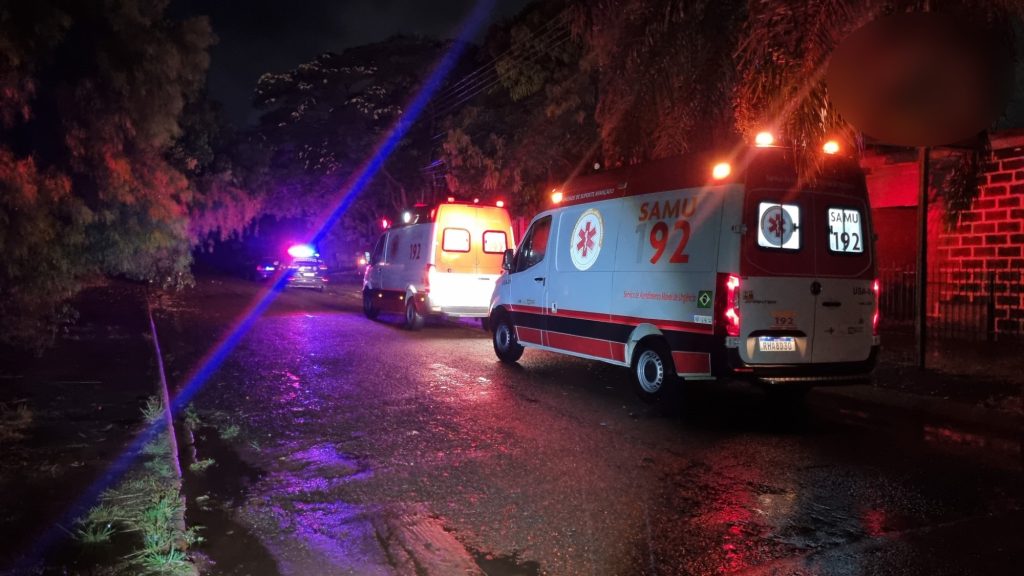 Homem em surto é atendido pelo Samu e Guarda Municipal no Santa Cruz