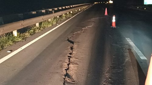 Imagem referente a Interdição total na BR-376 devido a afundamento de pavimento altera rota de veículos