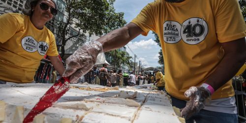 Imagem referente a Tradição no aniversário de São Paulo, Bolo do Bixiga completa 40 anos