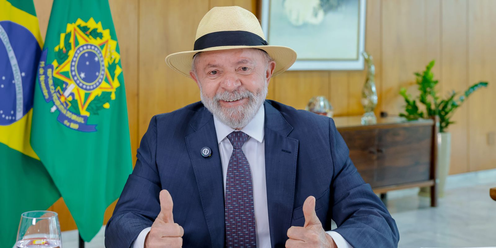 Gestão de Lula enfrenta desaprovação de 51% dos brasileiros, revela pesquisa