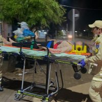 Imagem referente a Jovem de 20 anos é socorrida após queda em residência no Bairro Brasmadeira