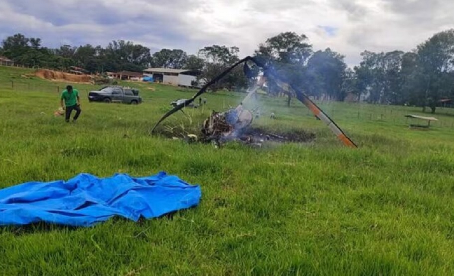 Casal e piloto morrem em queda de helicóptero