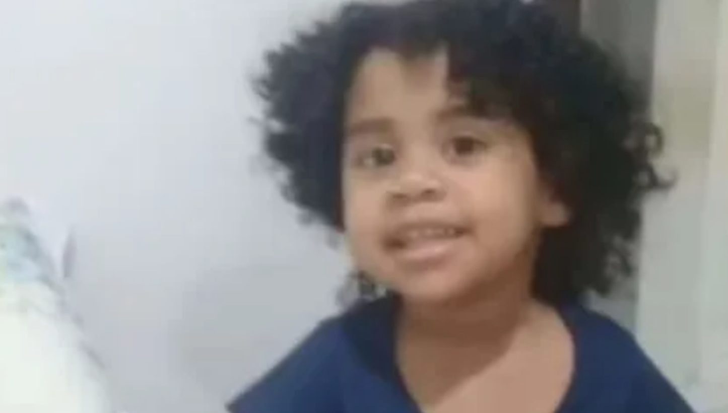 Menina de 3 anos morre engasgada comendo pão e mingau