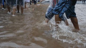 Chuvas deixam cidade de SP em estado de atenção para alagamentos