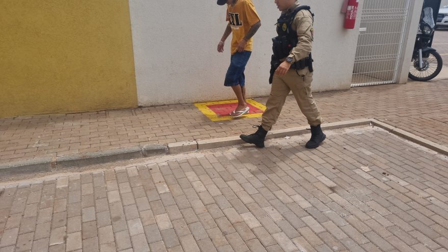 Homem é detido por violência doméstica e descumprimento de medida protetiva