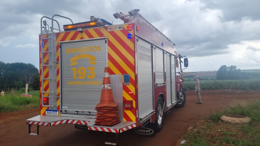 Cobra assusta moradores e mobiliza Corpo de Bombeiros no Cascavel Velho