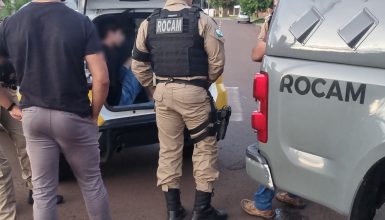 Imagem referente a Motorista tenta fugir de abordagem e é preso com entorpecentes em Cascavel