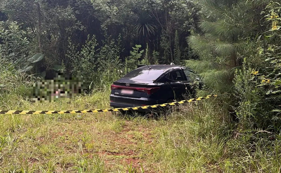 Taxista encontrado morto ao lado do carro sacou R$ 15 mil no dia em que desapareceu Taxista encontrado morto ao lado do carro sacou R$ 15 mil no dia em que desapareceu