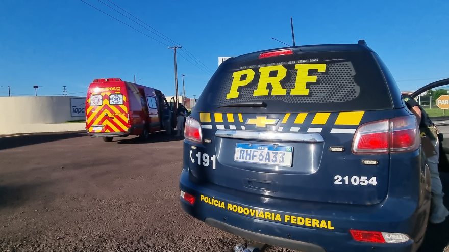 Motociclista fica ferido em acidente na marginal da BR-277, em Cascavel
