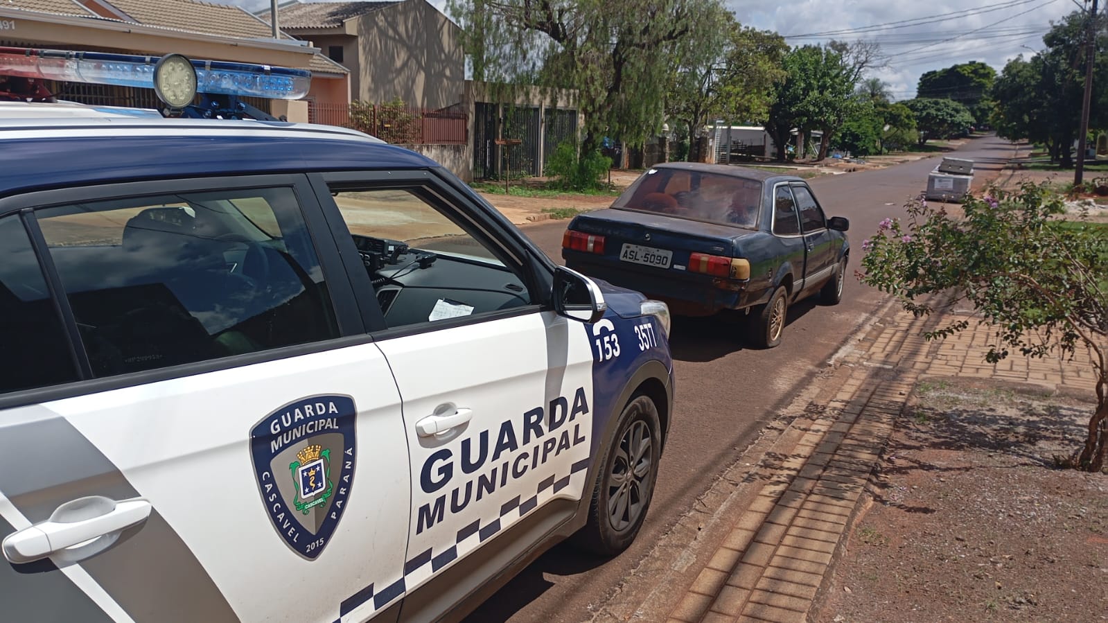 Mais um carro com registro de furto é recuperado pela Guarda Municipal