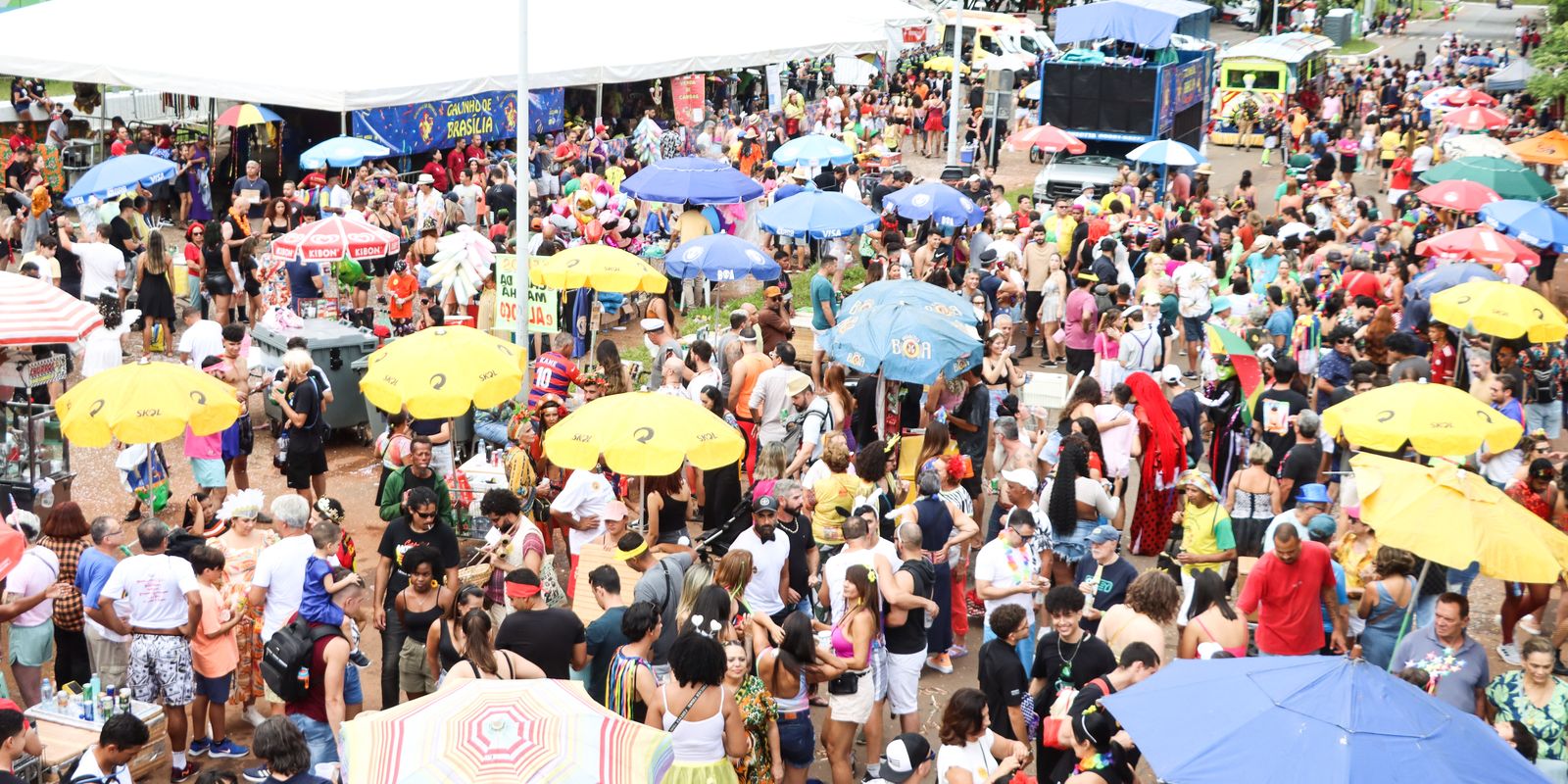 Blocos oficiais dão a largada para o carnaval de rua do Rio de Janeiro Blocos oficiais dão a largada para o carnaval de rua do Rio de Janeiro