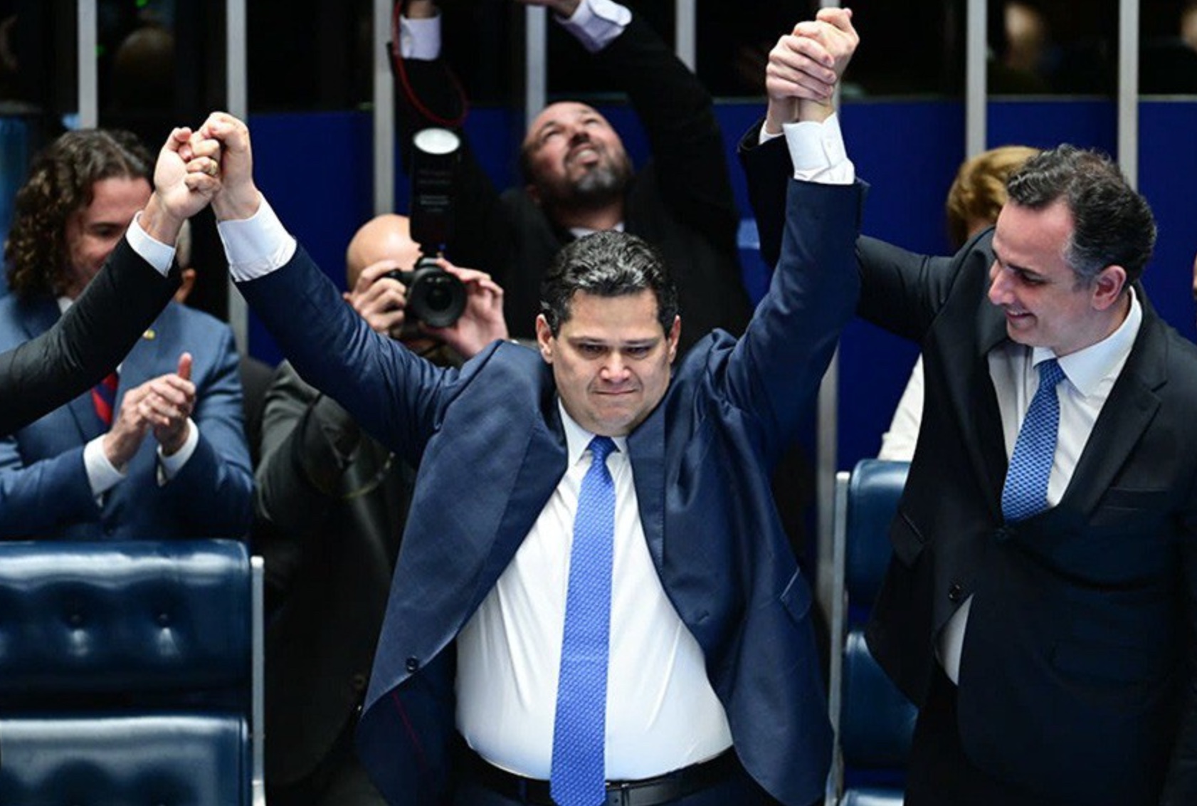 Davi Alcolumbre é eleito presidente do Senado pela segunda vez e vai comandar a Casa até 2027