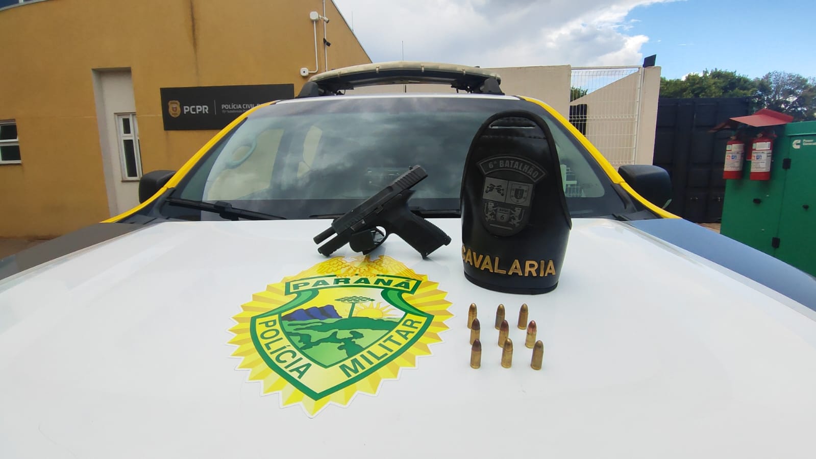 Armado com pistola 9mm, homem é detido pela PM no Bairro Interlagos