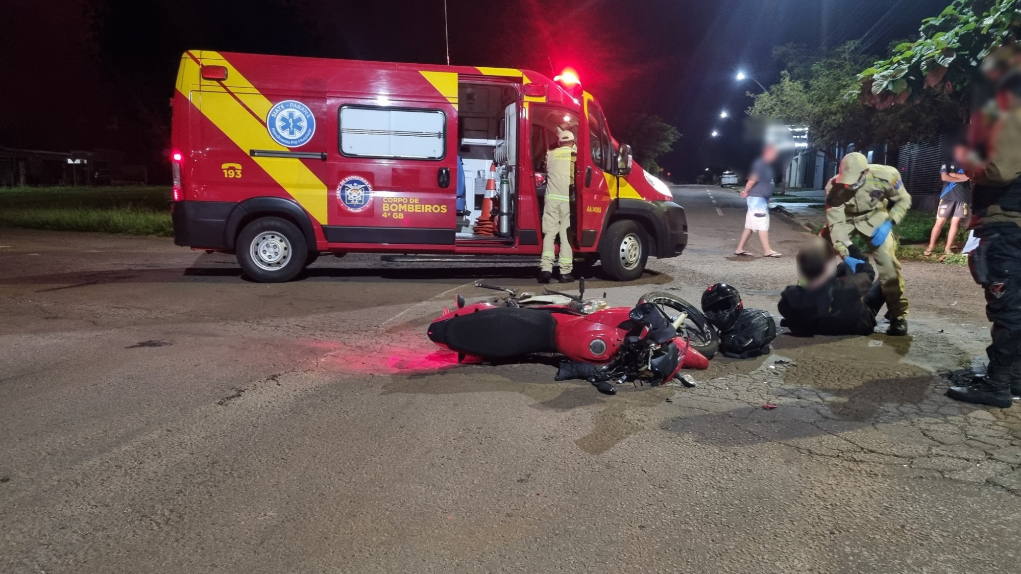 Motociclista fica ferido em acidente no Bairro Parque Verde Motociclista fica ferido em acidente no Bairro Parque Verde