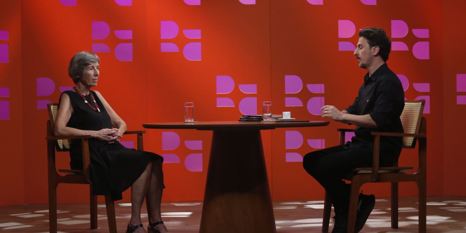 DR com Demori entrevista a psicanalista e escritora Maria Rita Kehl DR com Demori entrevista a psicanalista e escritora Maria Rita Kehl