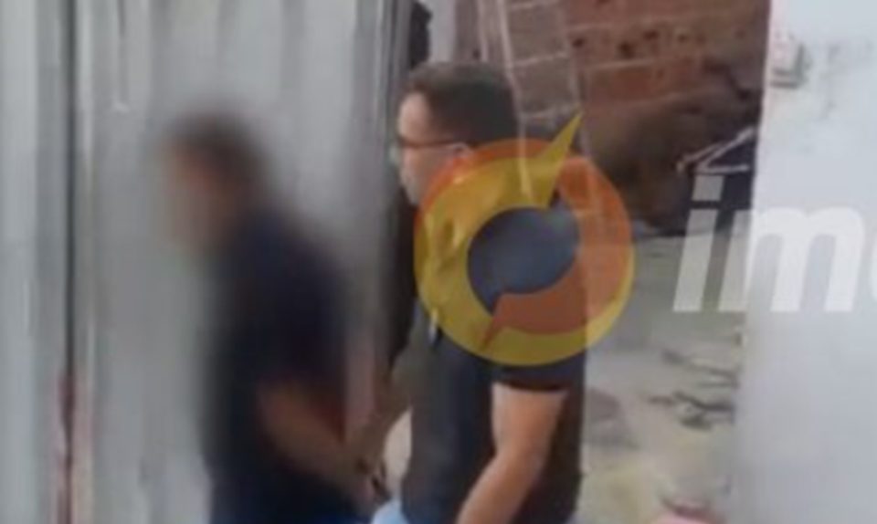 Padrasto é preso acusado de estuprar três meninas da mesma família