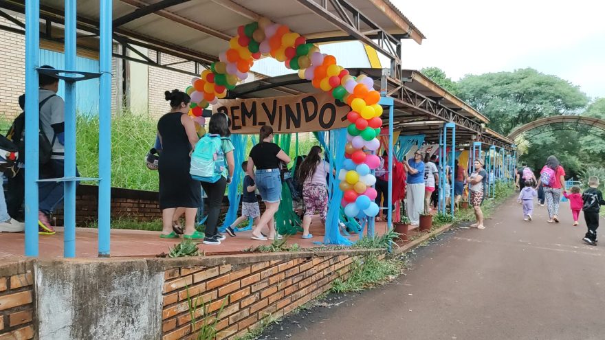 Retorno às aulas: mais de 33 mil alunos de Cascavel iniciam ano letivo de 2025