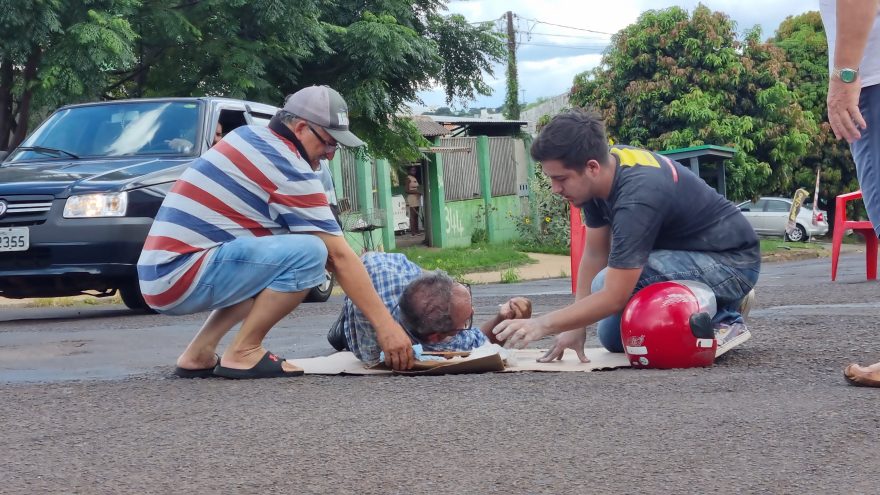 Idoso de mobilete se envolve em acidente de trânsito no Alto Alegre