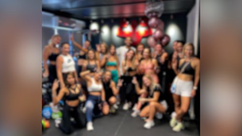 Rumores e polêmica: personal trainer foge após vídeos íntimos com alunas vazarem Imagem referente a Rumores e polêmica: personal trainer foge após vídeos íntimos com alunas vazarem