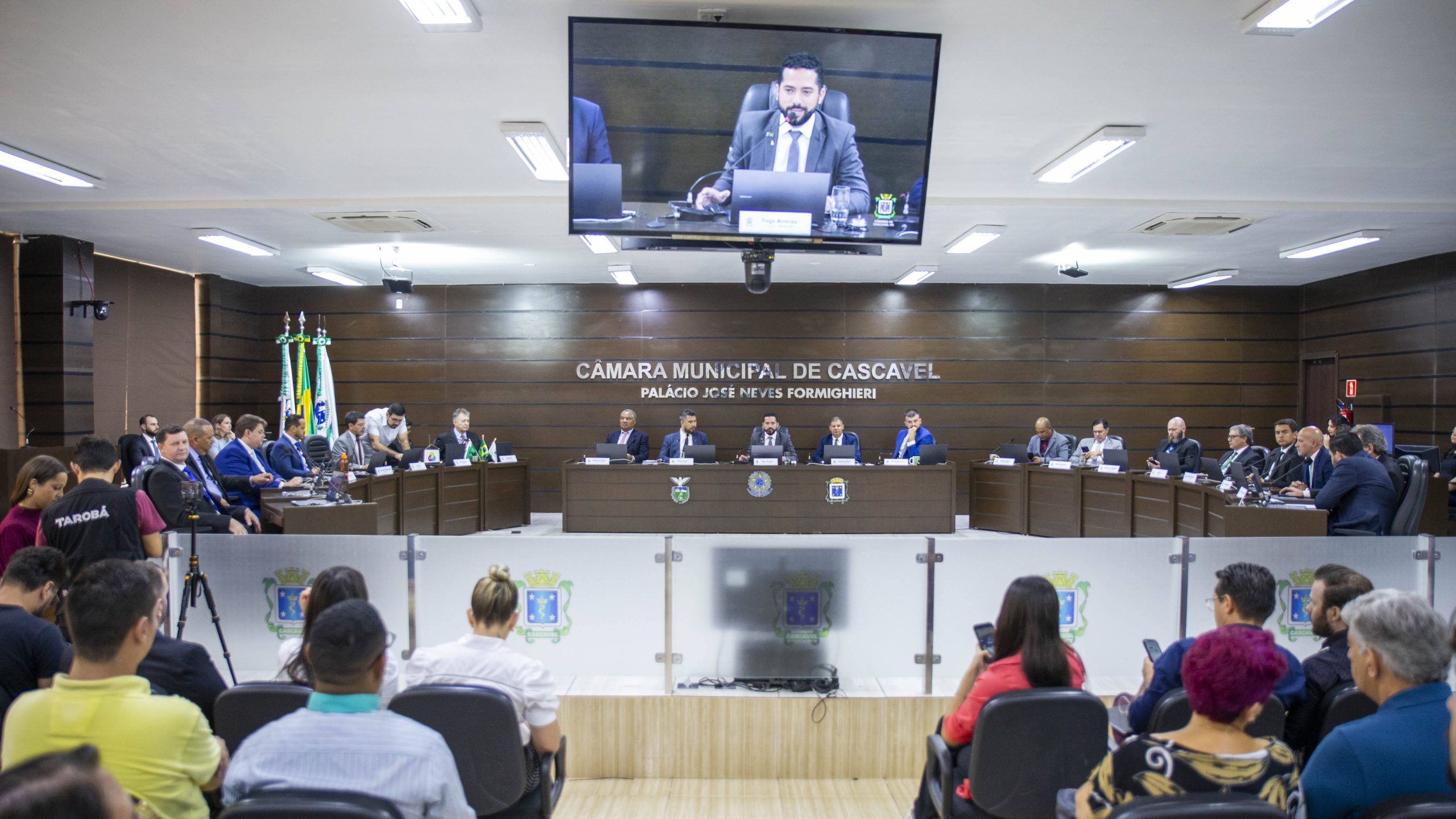 Câmara institui 18 comissões e aumenta rigor na análise legislativa