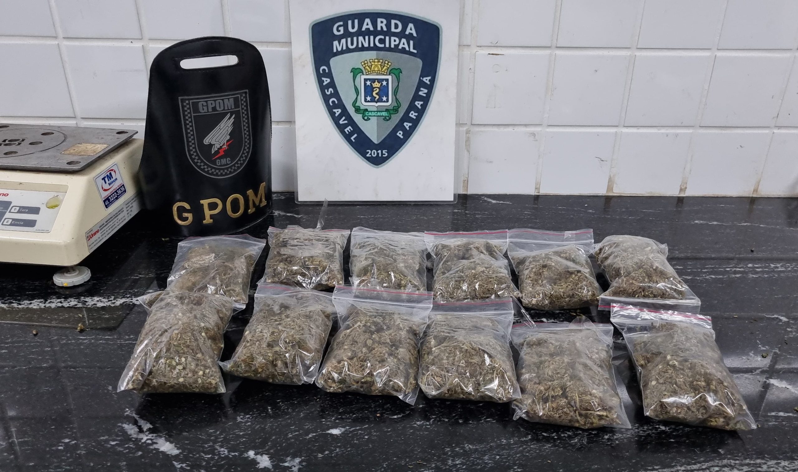 GM prende suspeito de tráfico de drogas e violência doméstica no Jardim União