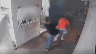 Motorista que deu voadora em idosa por causa de biscoito relata bipolaridade
