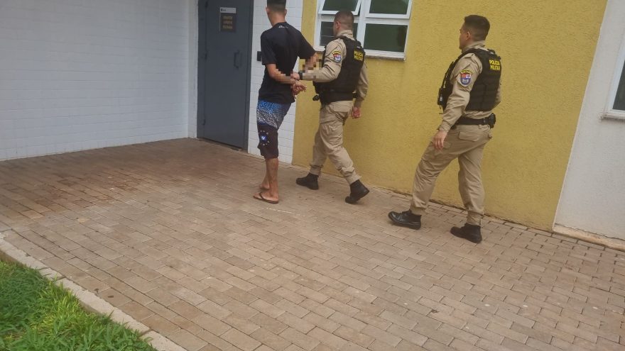 Mesmo com medida protetiva, mãe é agredida pelo filho no Parque São Paulo