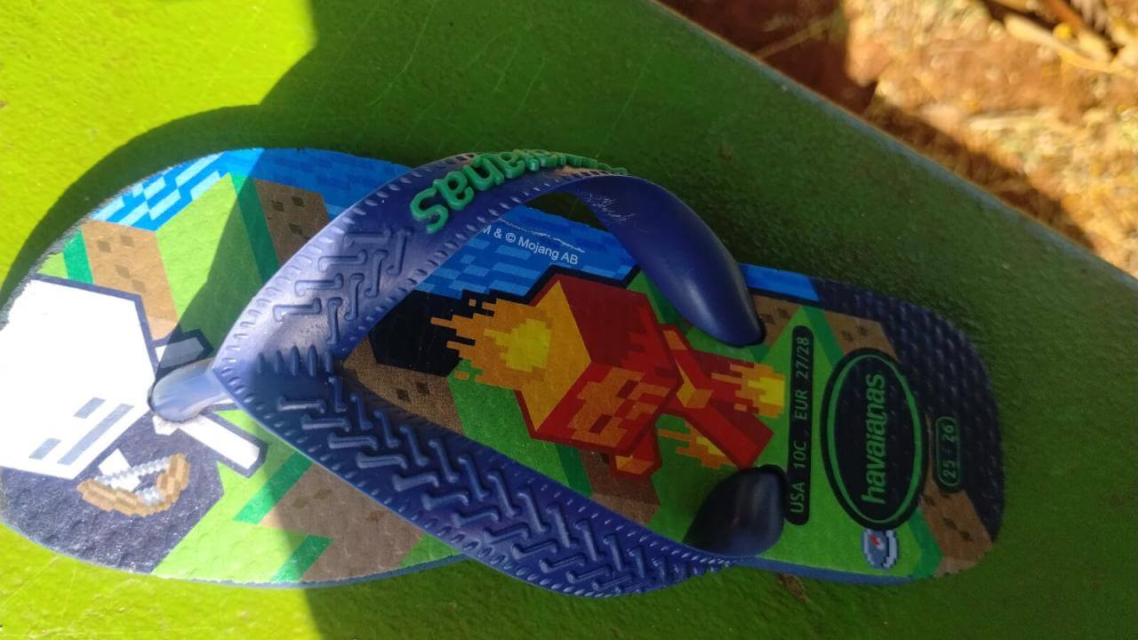 Chinelo é encontrado no bairro Região do Lago
