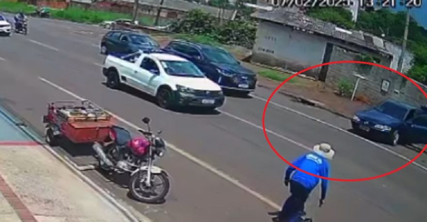 Câmera flagra carro desgovernado que atropelou jovem na Rua Cuiabá
