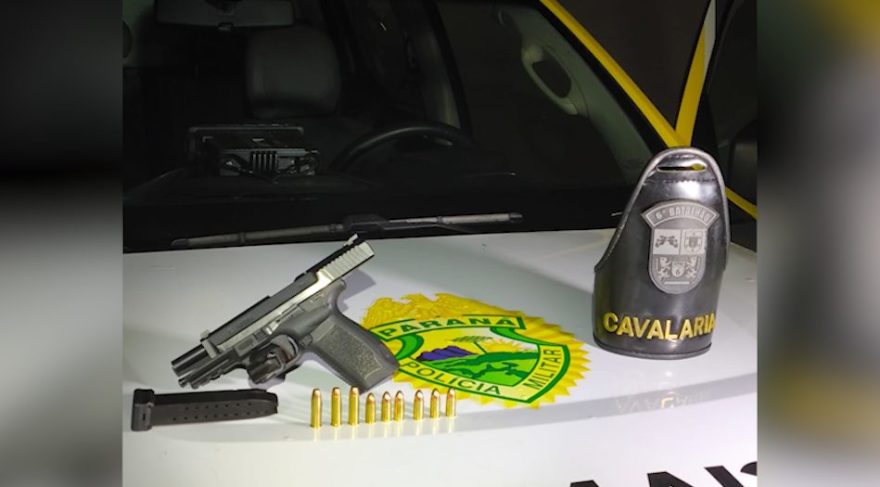 Homem de 33 anos é detido com arma e munições após denúncia de disparos no Sanga Funda