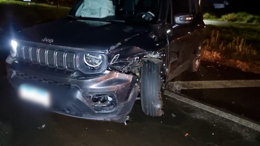 Batida entre veículos é registrada na BR-467 em Cascavel