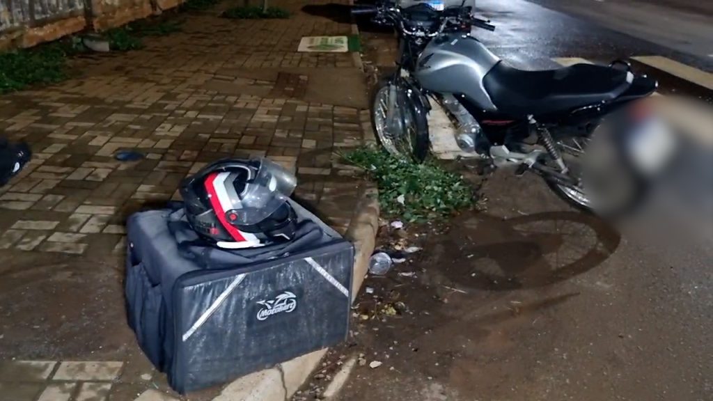 Motociclista fica ferido após acidente no Bairro Santa Cruz