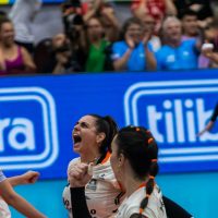 Osasco é tetracampeão da Copa Brasil de vôlei feminino Imagem referente a Osasco é tetracampeão da Copa Brasil de vôlei feminino