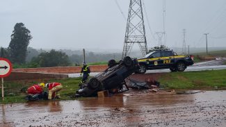 Homem morre em capotamento na BR-163 em Cascavel