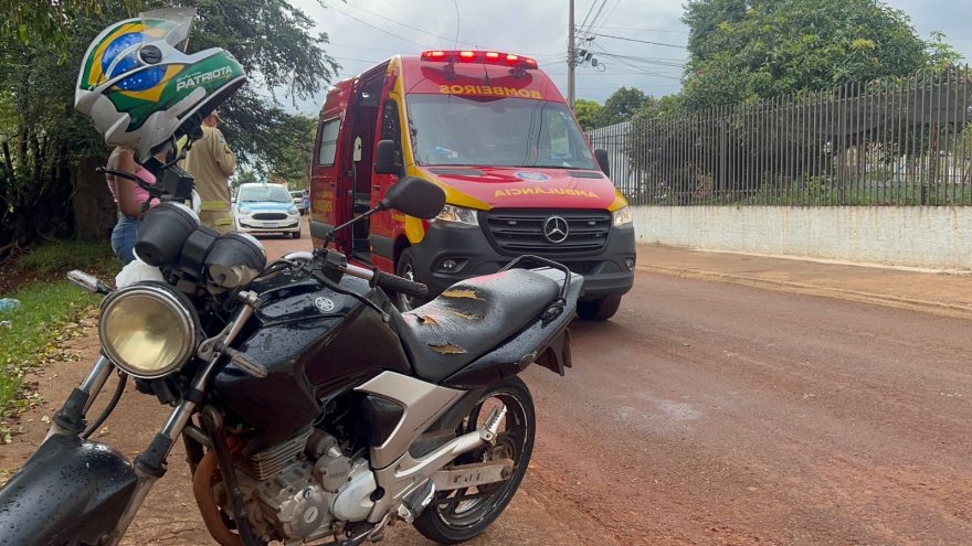 Motociclista cai de moto e fica ferido em acidente no Interlagos