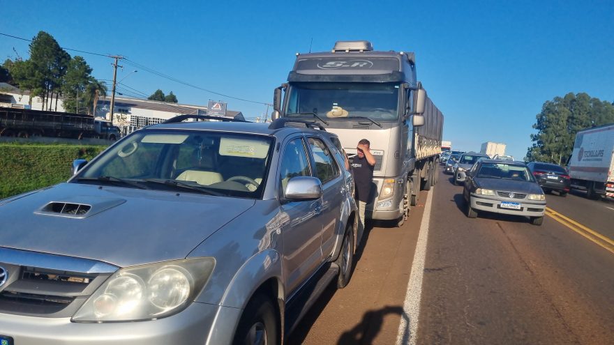 Gaúchos indo para o Show Rural se envolvem em colisão na BR-277