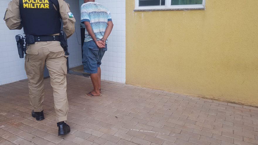 Suspeito de esfaquear homem no São Cristóvão é preso pela PM