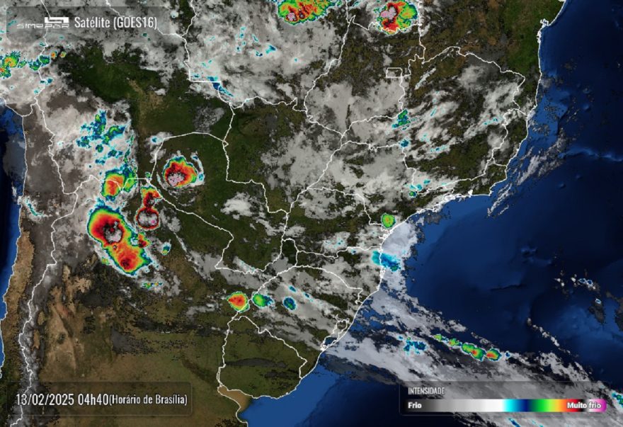 Quinta-feira faz calor com possibilidade de chuvas isoladas em Cascavel; máxima será de 31°C