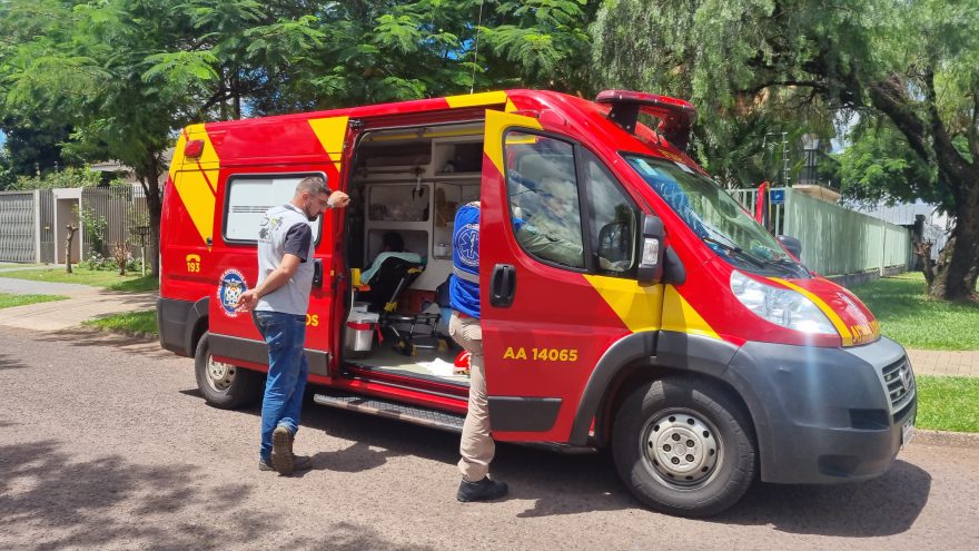 Motociclista fica ferido em acidente de trânsito no bairro Nova Cidade