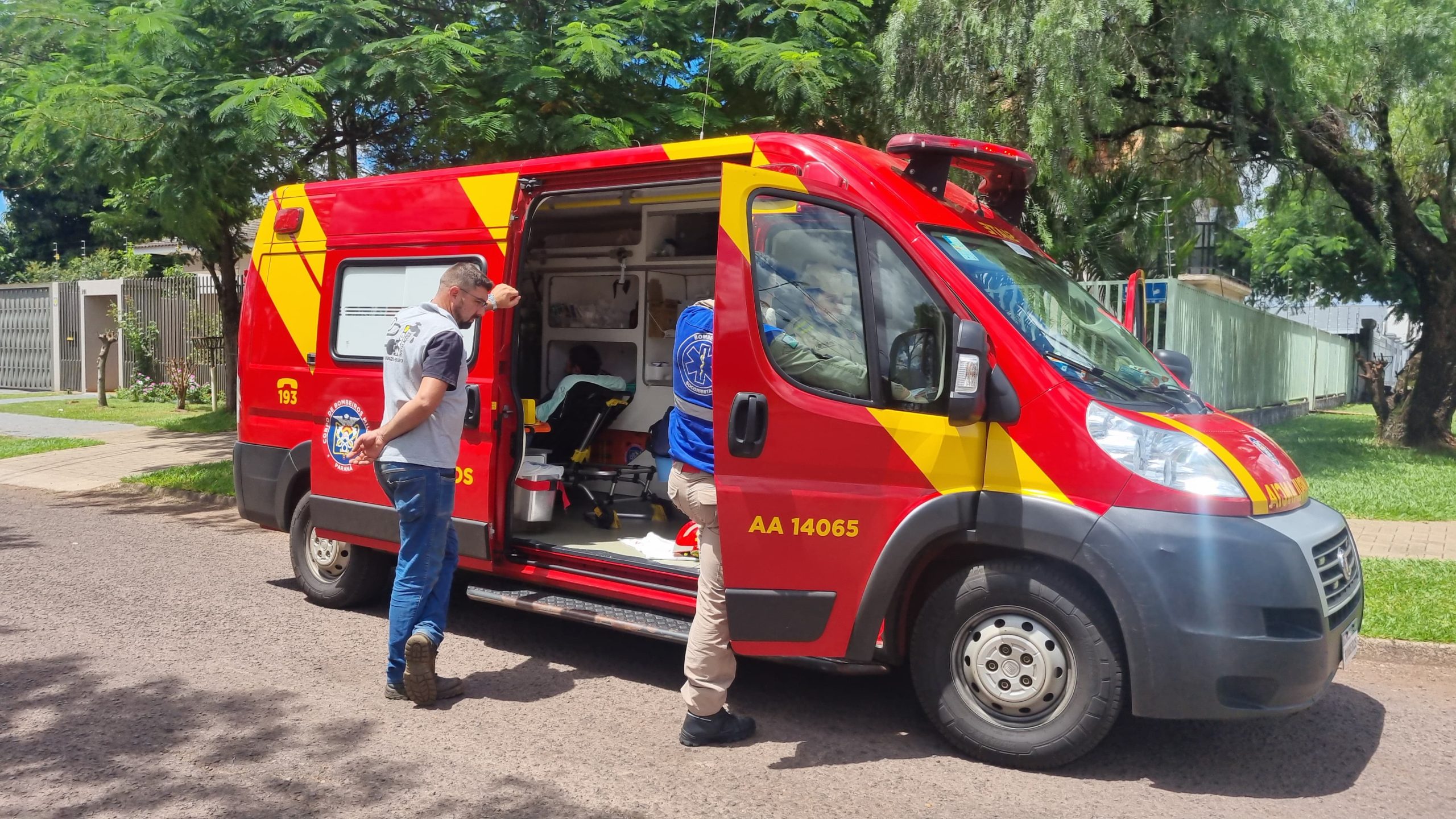 Motociclista fica ferido em acidente de trânsito no bairro Nova Cidade