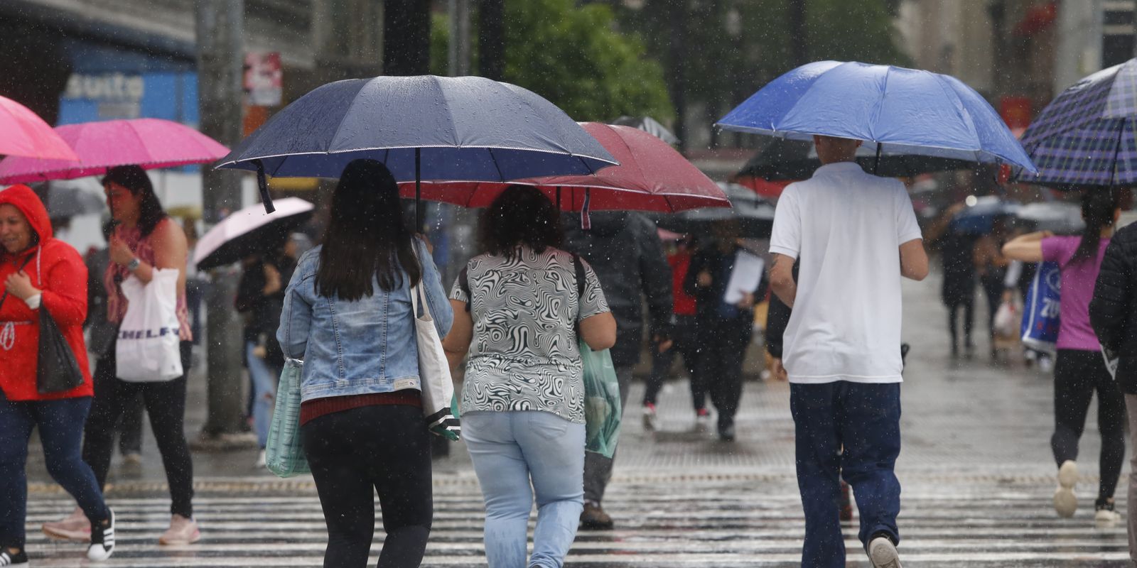 Inmet faz alerta de chuvas intensas para região Norte e Maranhão Inmet faz alerta de chuvas intensas para região Norte e Maranhão