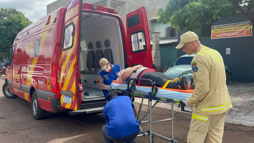 Motociclista fica ferida após colisão com Van no Bairro Brasília
