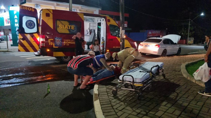 Adolescente fica ferida em acidente entre Fiesta e BMW 320i