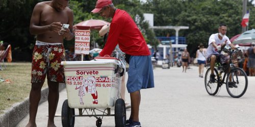 Cidade do Rio de Janeiro atinge nível 4 de calor nesta segunda-feira Imagem referente a Cidade do Rio de Janeiro atinge nível 4 de calor nesta segunda-feira