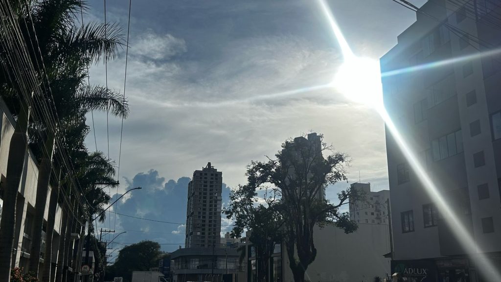 Sensação térmica mais alta do Paraná nesta segunda-feira (17) foi de 59,9º em Guaraqueçaba
